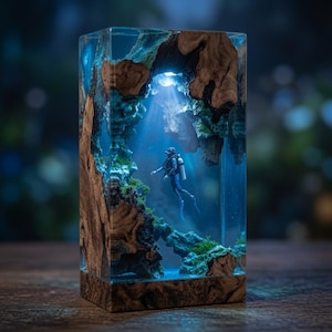 Scuba Diver Resin Lamp, Underwater Cave Night Light, Diving Gift for Men, Ocean Lover Decor, Handmade Wood Epoxy Lamp, Gifts For Her