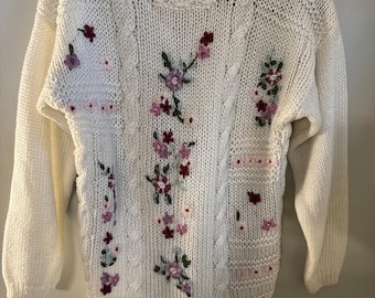 Maglione vintage anni '80 Huntington Ridge con ricami floreali in stile cottagecore - Pullover a trecce avorio - Prodotto in Corea