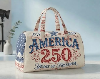 American Flag Quilted Travel Bag, Patriotic 4th of July Weekender Tote, Patchwork Overnight Bag, USA Travel Gift 2026