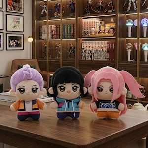K Pop Demon Hunters Plush Doll | Rumi, Mira, Zoey Chibi Anime Stuffed Toy immagine 1