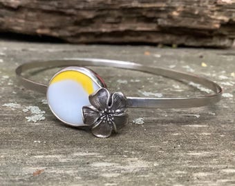 Sea glass jewelry,  White and yellow Japanese ohajiki sea glass and cherry blossom bangle bracelet