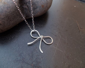 Sterling silver jewelry,  Forget Me Knot Bow sterling silver necklace