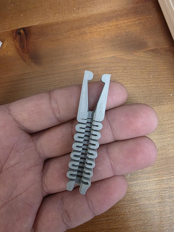 Cord Protector, Eco-Friendly Cable Saver, Plant-Based PLA, Strain Relief for Chargers & Cables.