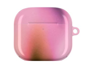 Personalisierte AirPods Pro 2 Silikonhülle mit Farbverlauf bei Sonnenuntergang
