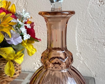 Rare vintage Heisey #357 Prism Band Flamingo glass decanter with crystal steeple stopper.