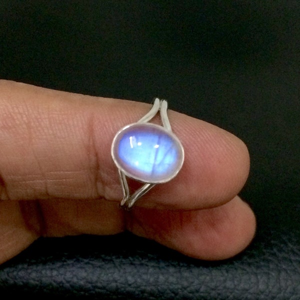 Bella Swan Ring, 10x8mm oval Rainbow Moonstone, Handmade 925 Sterling Silver Ring giftforher Daily Wear birthstone jewelry Christmas Gift