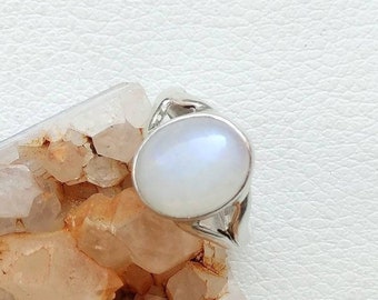 Anello in argento sterling 925 con pietra di luna arcobaleno, cabochon ovale 11 x 9 mm, pietra portafortuna per uso quotidiano, gioiello Bella Swan, regalo di Natale.