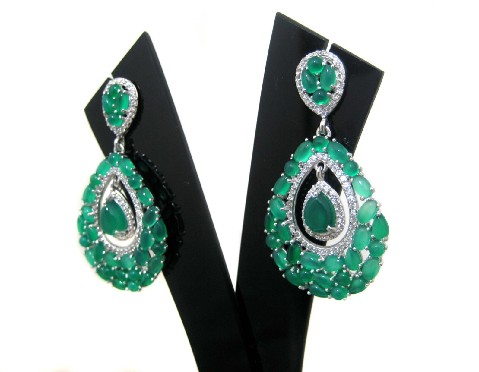 Twiga Sterling Silver Earrings plated in Rhodium