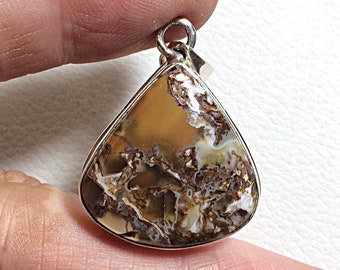 Fine Quality Jasper studded 925 Sterling Silver Pendant , Fine Quality Tiger eye Tear drop Shape Cabochon Gemstone