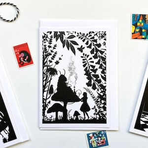 Alice's Adventures in Wonderland - Advies van een Caterpillar Silhouette Literary Art Illustrated Greeting Card, blanco binnen voor uw bericht