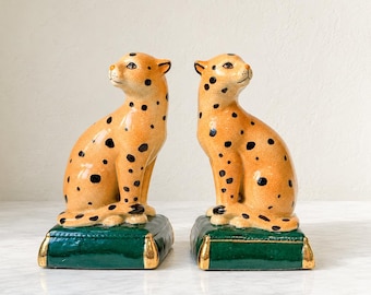 Sujetalibros vintage Takahashi con forma de guepardo, par de figuras de leopardo de cerámica con esmalte craquelado