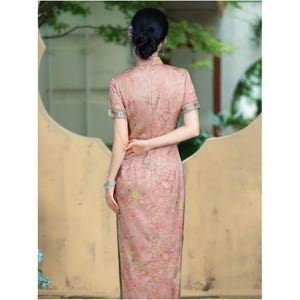 Pink cheongsam dress long style suitable for middle aged mothers 2026 new style new Chinese style youthful style pink modified pink image 4