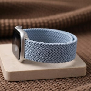 Correa elástica trenzada compatible con Apple Watch de 46 mm, 45 mm, 44 mm, 42 mm, 41 mm y 40 mm. Correa de repuesto suave de tejido suave.