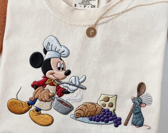 EMBROIDERD Disney Ratatouille Remy-Datei, Jeder kann kochen Zitat, Paris Frankreich Gusteau's Design, Girly Disney Fan Shirt