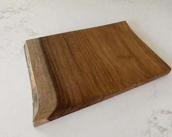 Tagliere rustico in palissandro africano per formaggi o altri piatti