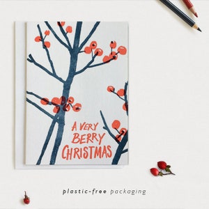 Letterpress Weihnachtskarte, Klappkarte Weihnachtsbeeren, Weihnachtsgrusskarte rote Winterbeeren Illustration, Florale Klappkarte mit Kuvert