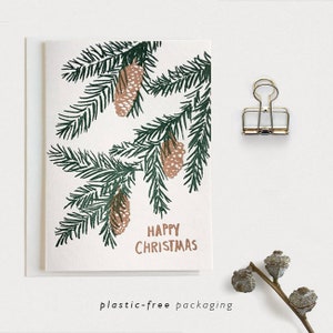 Letterpress-Weihnachtskarte, Happy Christmas Grusskarte, Tannenzapfen Illustration, Grüne und Kupferfarbene Weihnachtspapeterie, Faltkarte
