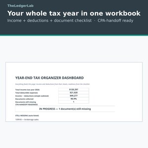 Pode incluir: Um livro de trabalho fiscal digital intitulado TheLedgerLab Your whole tax year in one workbook. Inclui um painel Year-End Tax Organizer que mostra rendimentos, despesas dedutíveis, um subtotal, estado dos documentos e um alerta 1099-B.