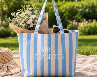 Embroidered Mrs Tote Bag, Personalized Canvas Wedding Bag, Bridesmaid Gifts, Bridal Shower Gift, Bachelorette Party Favor, Future Mrs Gift
