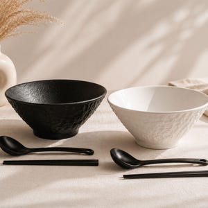 Japanskt Keramik Ramen Skålset, Svarta Vita Soppskålar, Minimalistiskt Servis, Modernt Nudelserveringsset