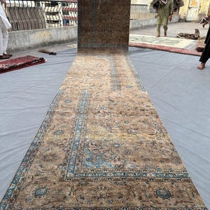 Alfombra de pasillo larga Terracotta Bukhara Antique Patch de 12 x 3 pies, diseño turcomano, lana tejida a mano, alfombra geométrica vintage ancha.