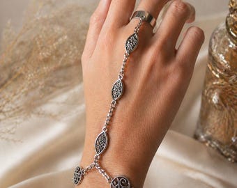 Silver Hand Chain Bracelet with Finger Ring, Boho Slave Bracelet, Celtic Style Filigree Hand Harness, Tribal Finger Bracelet, Gift for Her