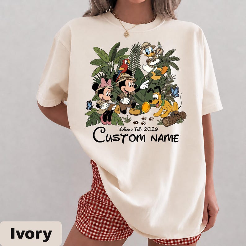 Custom Safari Disneyworld Shirt, Animal Kingdom Graphic Tee, Mickey and Friends Magical Shirt, Disney Vacation Tee, Disneyland T-shirt 2026 immagine 1