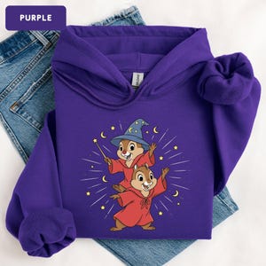 Disney Chip N Dale Costume Mickey Sorcerer Sweatshirt, Disney Trip Crewneck, Disneyland Family Matching Sweater, Disney 2026 Hoodie immagine 4