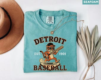 Retro Tiger Baseball T-Shirt, Vintage Mascot Sports Tee, Funny Tiger Game Day Shirt, Baseball Lover Gift, Athletic Graphic Tee