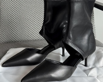 Alaïa Begum Slingback Ankle Boots – Black Leather – Size 37 (fit 38 too)