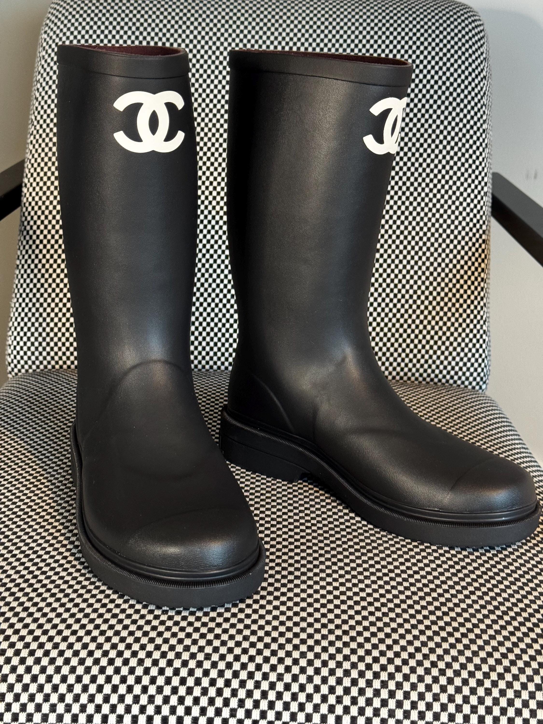 Vintage chanel boots - Etsy 日本