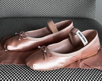 Ballerines Miu Miu en satin - Rose (taille 38)