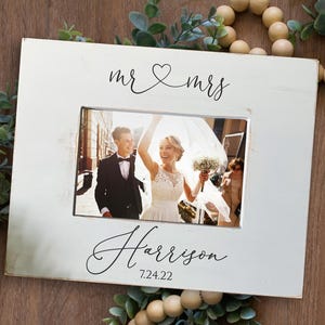 Mr and Mrs Picture Frame Wedding Gift, Newlyweds Present, Bridal Shower, Personalized, New Last Name, Parents Gift