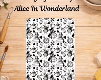 Unterglasur-Transfer Alice im Wunderland | Keramik-Abziehbild | Unterglasur-Transferfolie für Keramik | Für Tassen, Teller und Schüsseln