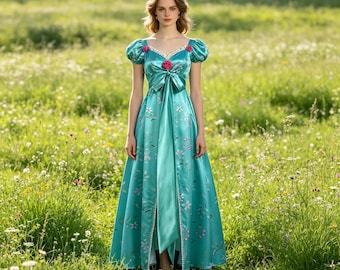 Inspiracja cosplayem w niebieskiej sukience księżniczki | Urocza sukienka w stylu Giselle | Długa satynowa sukienka w kwiaty | SHOPBOP Bajkowe kostiumy damskie