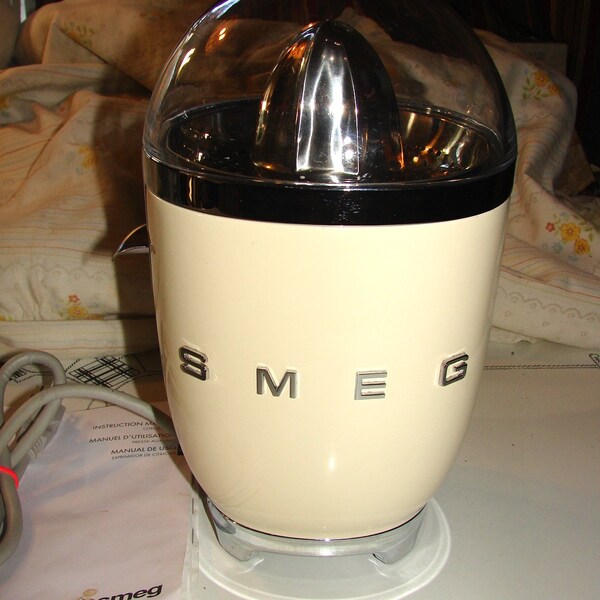 Beautiful Vintage Smeg Electric Citrus Juicer in Excellent Working Condition With Manual and Warranty Papers ~ Free Shipping