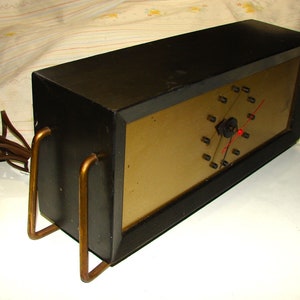 Nice Vintage MCM 1955 Jefferson Table or Mantle Clock ~ Cleaned Oiled Tested and Working ~ Free Shipping