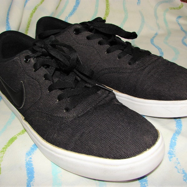 mens nike canvas