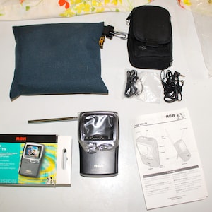 Amazing NOS RCA 2.3&quot; LCD Pocket Tv with Original Box, Carrying Pouch, Earphones and Manual ~ Tested and Working ~ Free Shipping