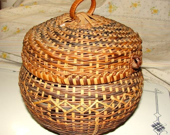 Vintage Acorn-Shape Woven Wicker and Rattan Sewing Basket ~ Possibly Native American Made ~ Free Shipping