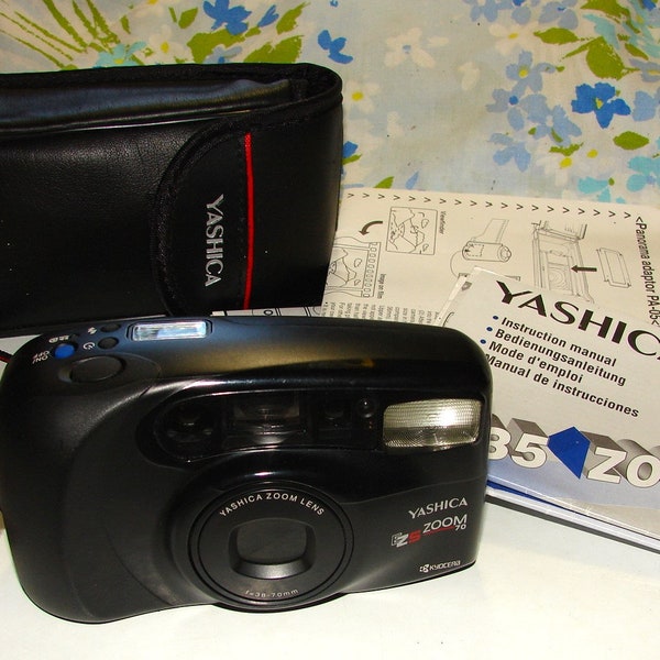 C3 ~ Fresh from Estate ~ Vintage Kyocera Yashica EZ S Zoom 70 35mm Film Camera w/ Manuals, Case ~ Tested & Working ~ FREE SHIPPING