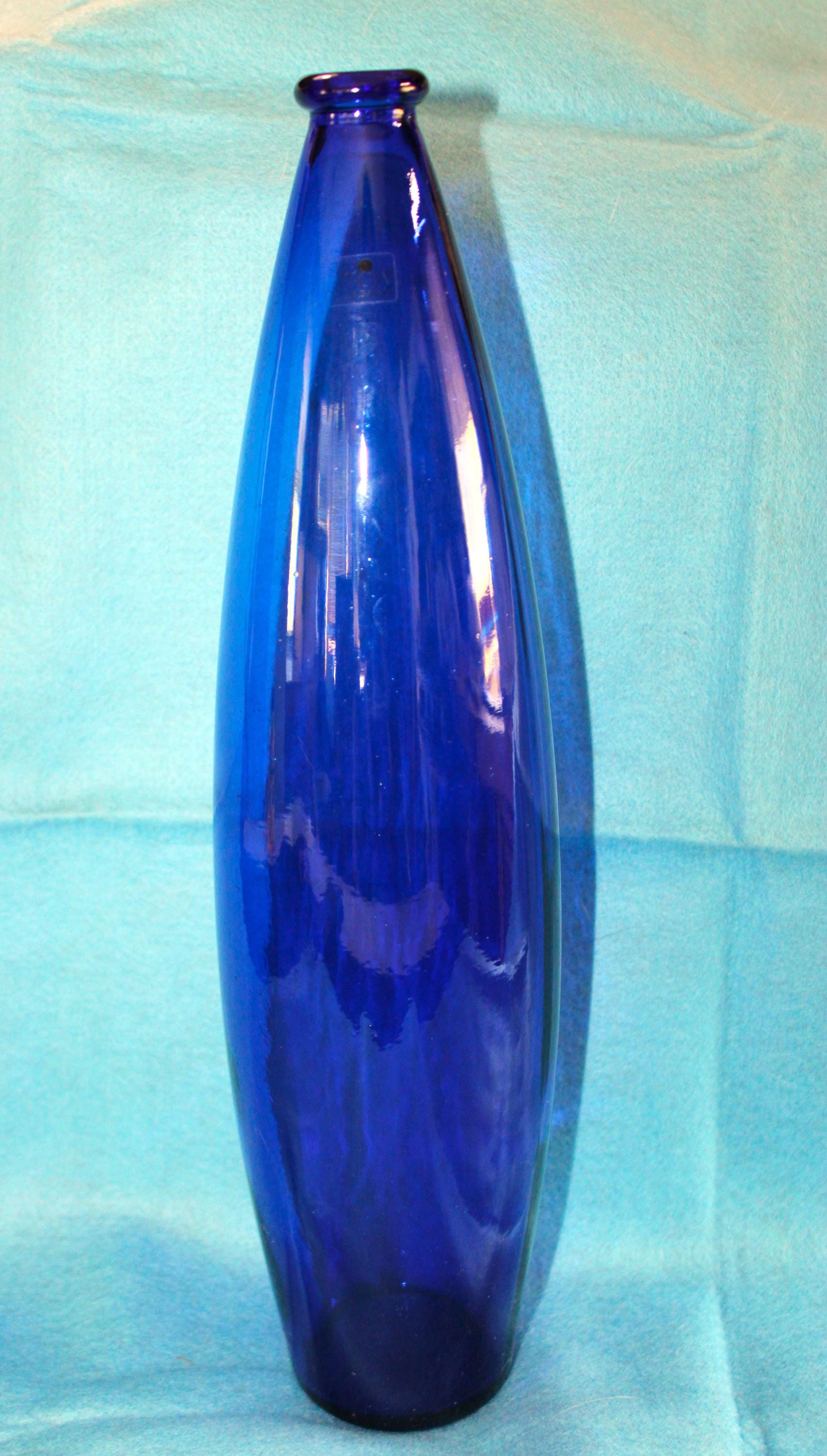 Vintage Blue Glass Flower Vase - Etsy