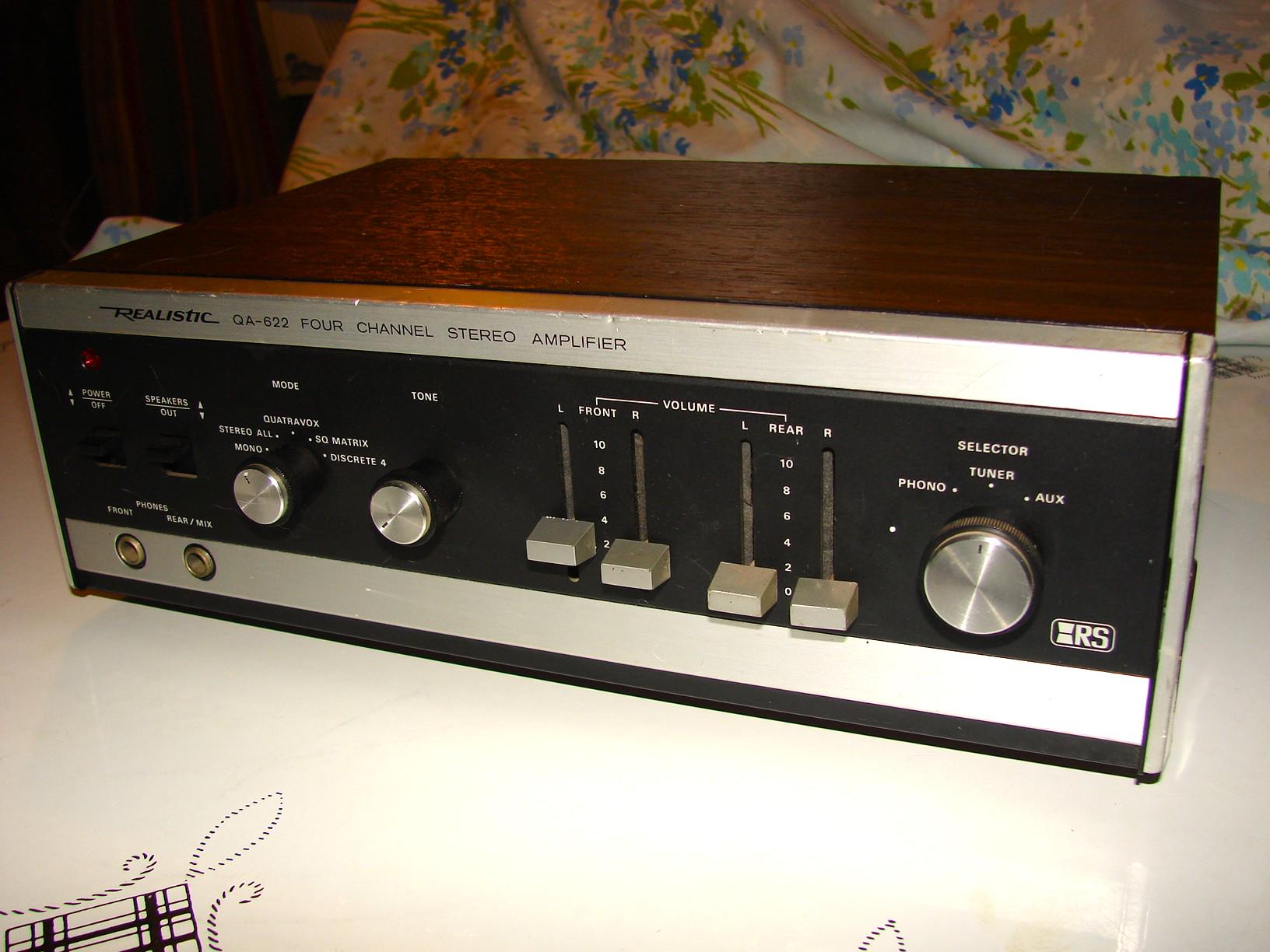 Nice Vintage Realistic QA-622 Four Channel Stereo Amplifier