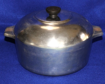 Nice Vintage Wagner Ware Magnalite 4248-P 5 Quart Cast Aluminum Round Dutch Oven Roaster with Lid ~ Free Shipping