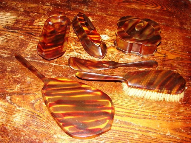Nice Tortoise Shell Celluloid Women display picture 3