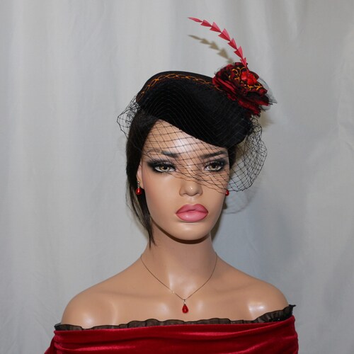 Cocktail hat/Fascinator/Derby hat/special occasion hat shops - Cameroon Atoghu /Black Velvet Fabric