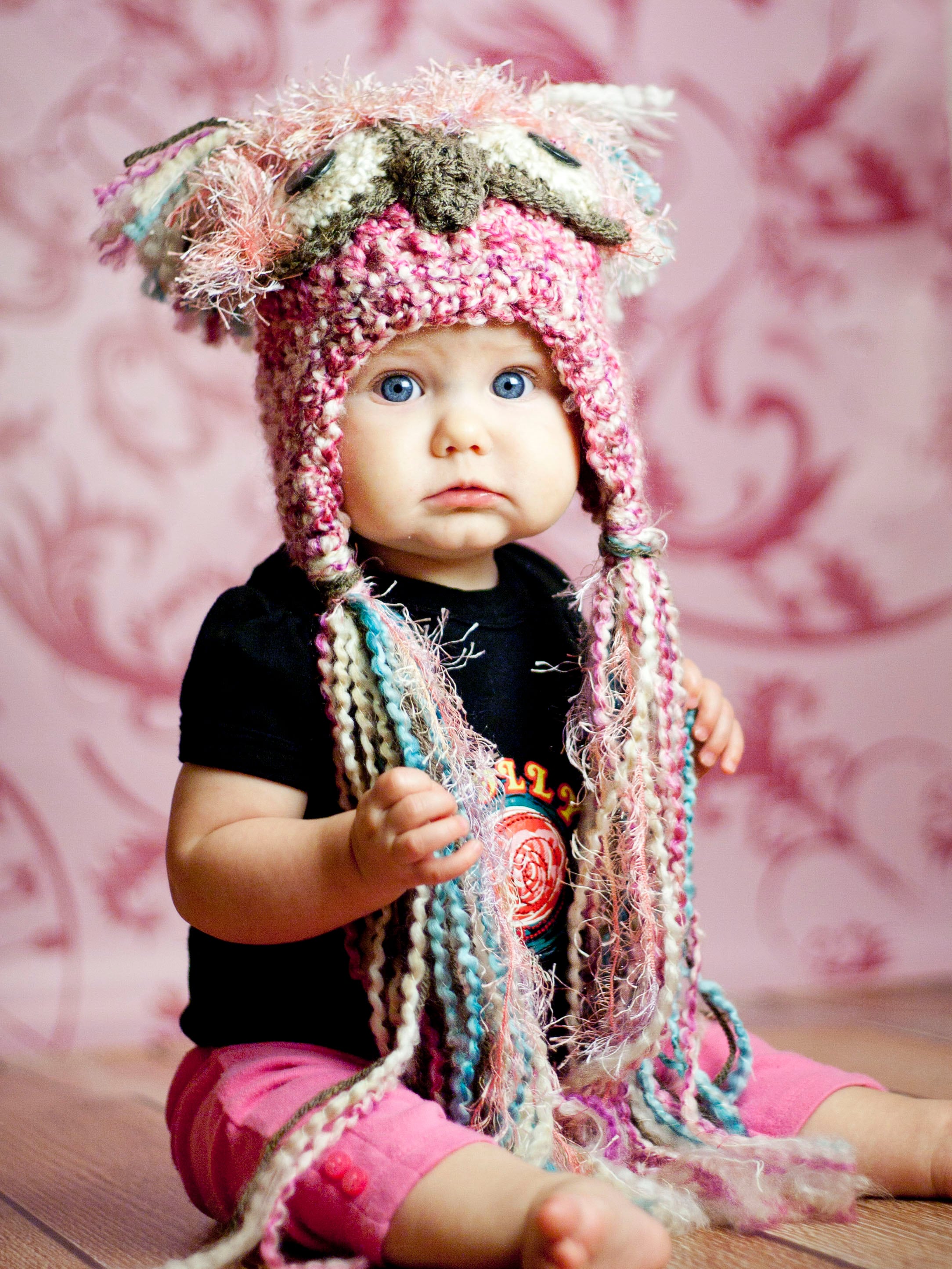 Pink fuzz Owl Hat Pattern, PDF Crochet Pattern, winter hat, Halloween hat, Christmas owl hat, croche