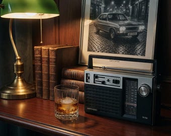 Altoparlante Bluetooth Boots Audio TR750 vintage / Radio portatile anni '70 riciclata / Patina retrò cromata e nera / Pezzo unico e caratteristico