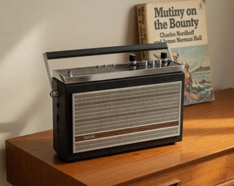 Altavoz Bluetooth portátil Philips vintage / Radio británica reciclada de los años 60/70 / Altavoz y componentes originales /