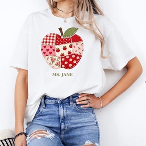 Camiseta Manzana Patchwork | Diseño Floral Personalizado